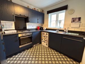 2 Bugle Crescent_Kitchen- click for photo gallery